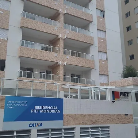 Apto- 2 Dormitorios Com Sacada- Wi Fi - Vaga Garagem- Praia Da Guilhermina, Proximo Da Feirinha Da Guilhermina Praia Grande  Exterior foto